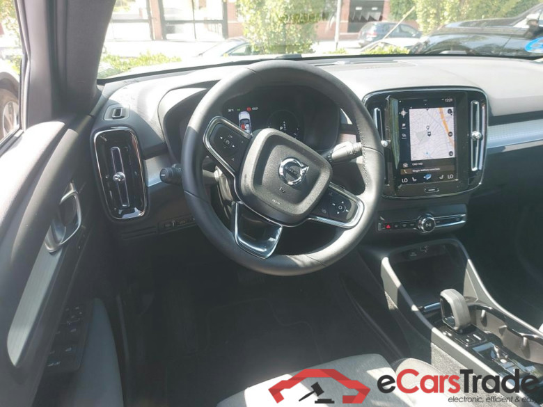 VOLVO XC40 / 2021 / 5P / todoterreno 1.5 T4 Recharge PHEV Plus Bright Auto * #3