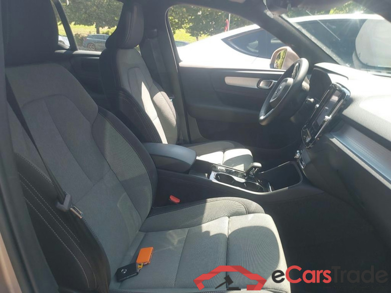VOLVO XC40 / 2021 / 5P / todoterreno 1.5 T4 Recharge PHEV Plus Bright Auto * #6