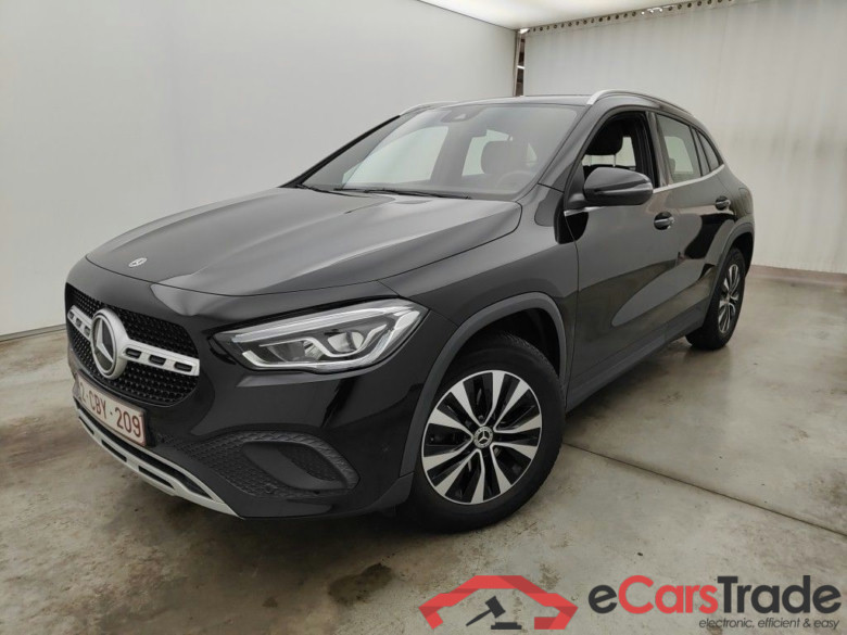 Mercedes-Benz GLA GLA 180 Business Solution 5d #1