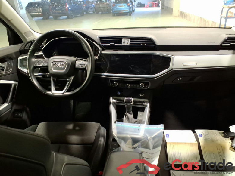 AUDI Q3 1.4 45 TFSI E S TRONIC #4