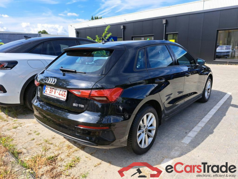 Audi A3 SB 2.0 30 TDi Aut. LED Virtual ACC Navi KeylessGo Camera Klima PDC ... #3