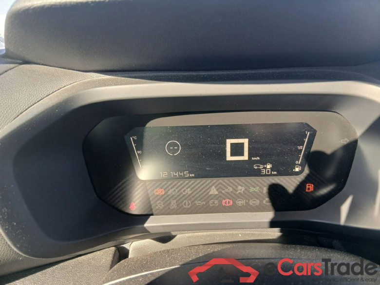 CITROEN C4 / 2020 / 5P / berlina con portón BlueHdi 110 S&S Live Pack #4