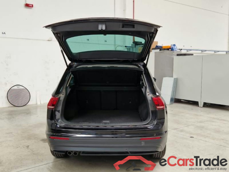 VOLKSWAGEN TIGUAN / 2016 / 5P / SUV 2.0 TDI SCR 110KW BUSINESS BMT DSG #5