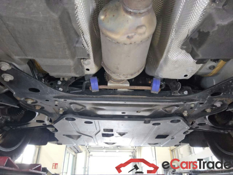 Volvo XC40 (2017->) DE - SUV5 B4 2WD EU6d, Plus Dark, (Facelift) 2022 - 2024 #5