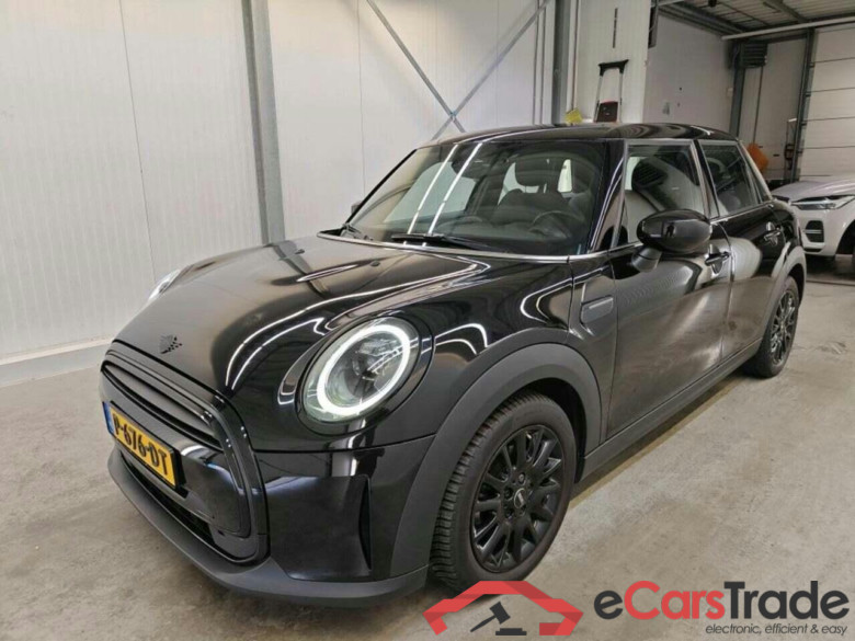 Mini 5-deurs 1.5 Cooper Bns Ed. #1