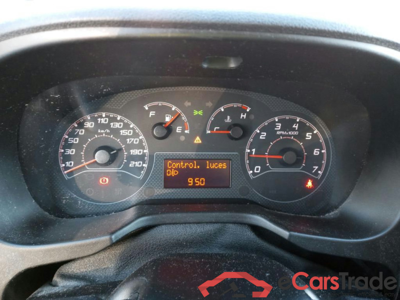 FIAT Fiorino / 2016 / 3P / furgón derivado de turismo Cargo Base N1 1.3 MJet 59 kW (80 CV) #4