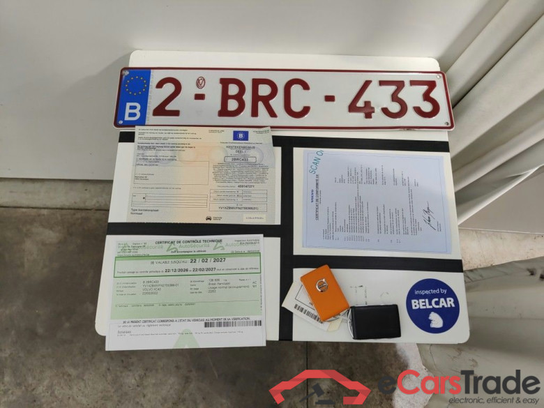 Volvo XC40 T4 Recharge Geartronic R-Design 5d #4