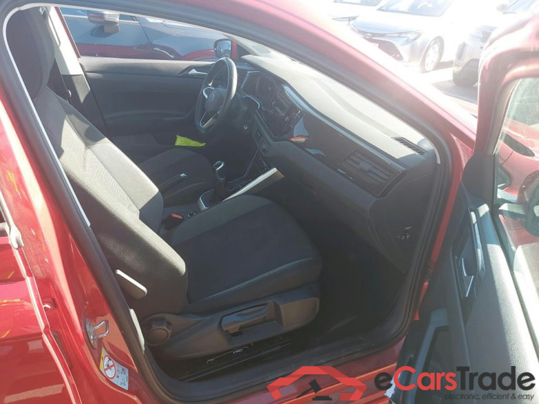 VOLKSWAGEN Polo / 2021 / 5P / berlina con portón Life 1.0 TSI 70kW (95CV) #6
