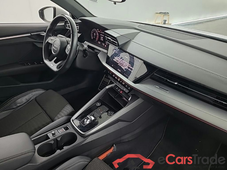 AUDI A3 Limousine 30 TFSI S tronic S edition 4D 81kW #6