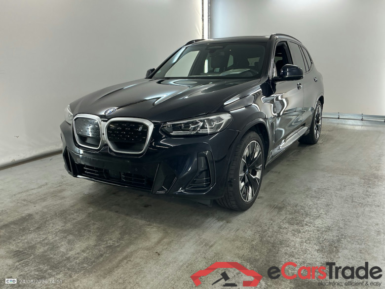 BMW IX3 80KWH AUTO