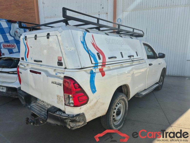 TOYOTA Hilux / 2016 / 2P / pickup 2.4 D-4D Cabina Sencilla GX #2