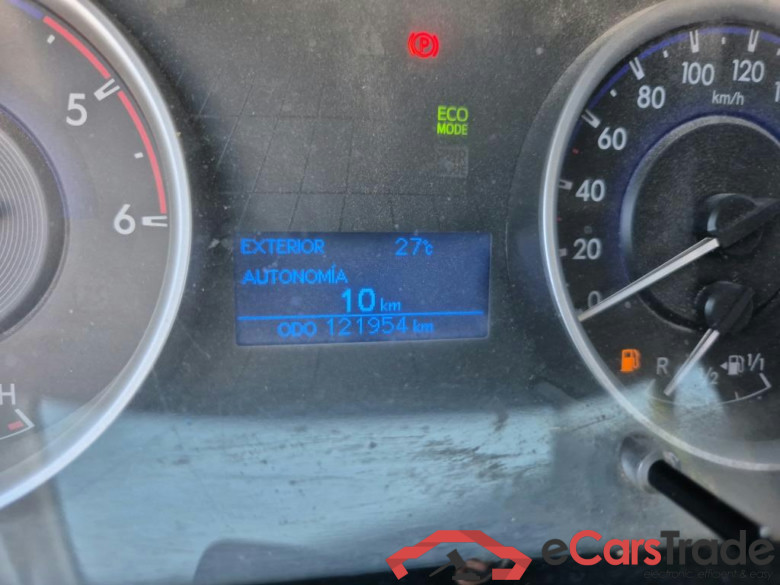 TOYOTA Hilux / 2016 / 2P / pickup 2.4 D-4D Cabina Sencilla GX #5