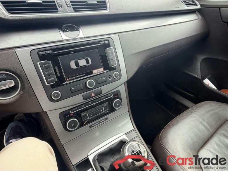 VOLKSWAGEN Passat Dsl Passat 1.6 CR TDi Comfortline BMT #6