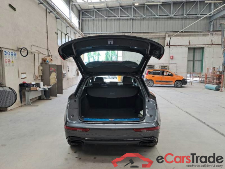 AUDI Q5 / 2020 / 5P / SUV 40 TDI S LINE QUATTRO S TRONIC #4