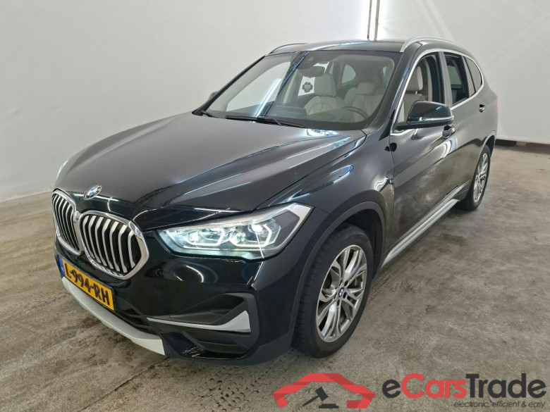 BMW X1 sDrive18iA Model xLine (S07LM)