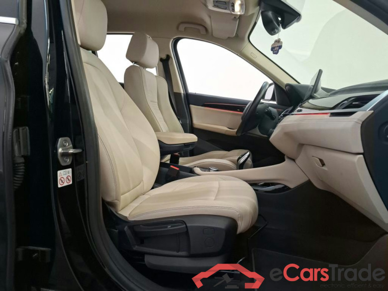 BMW X1 sDrive18iA Model xLine (S07LM) #3