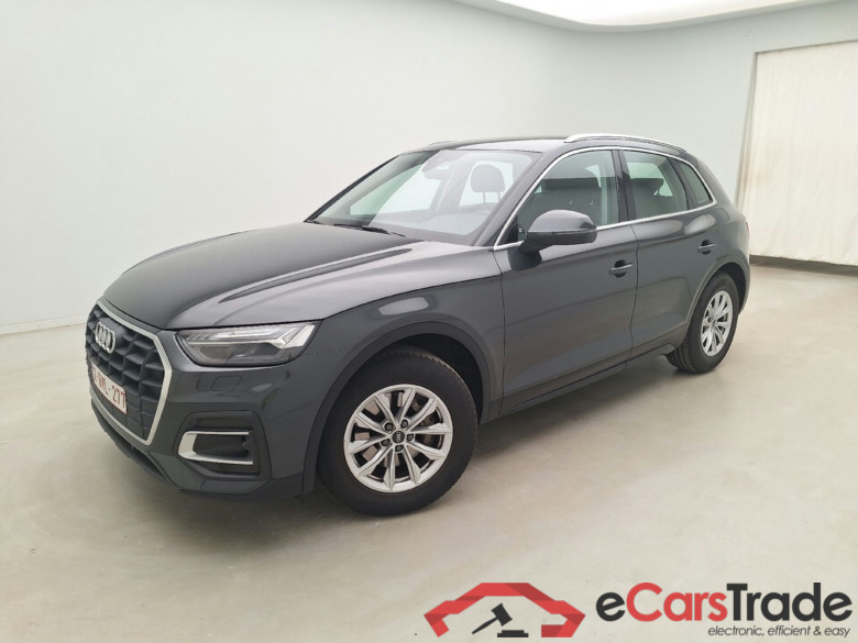 Audi, Q5 FL'20, Q5 30 TDi 100kW B.E.Attra.Str.