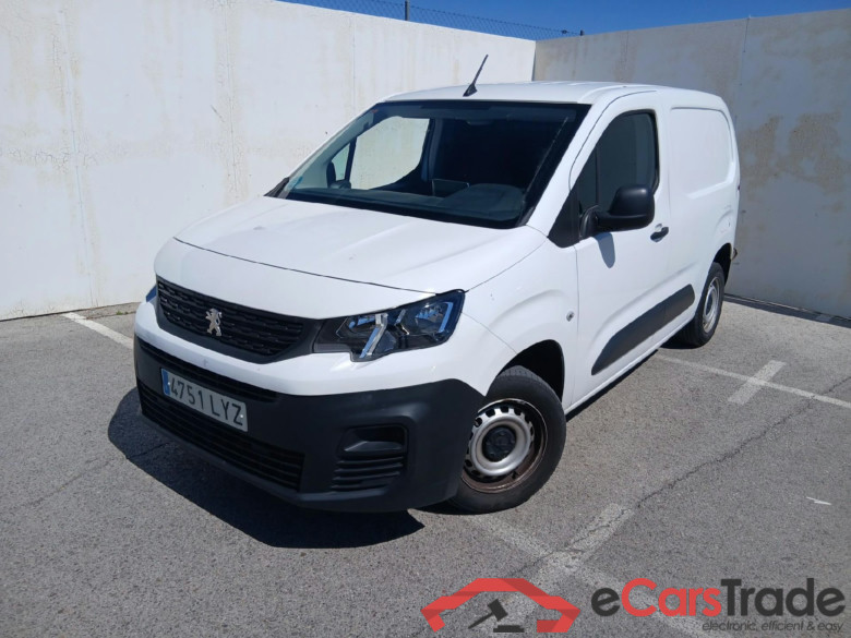 PEUGEOT Partner / 2018 / 3P / furgón derivado de turismo Pro Standard 600kg BlueHDi 73kW (CM2) #1