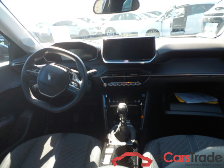 PEUGEOT 208  PEUGEOT 208  1,2 100 CV ALLURE BVM #4