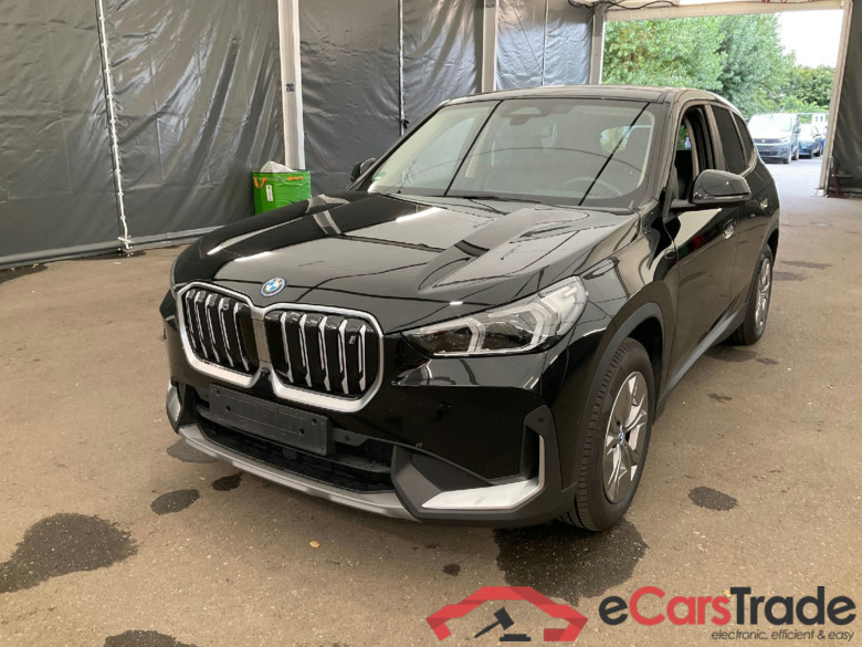 Baureihe iX1 30 xDrive 64kWh #1