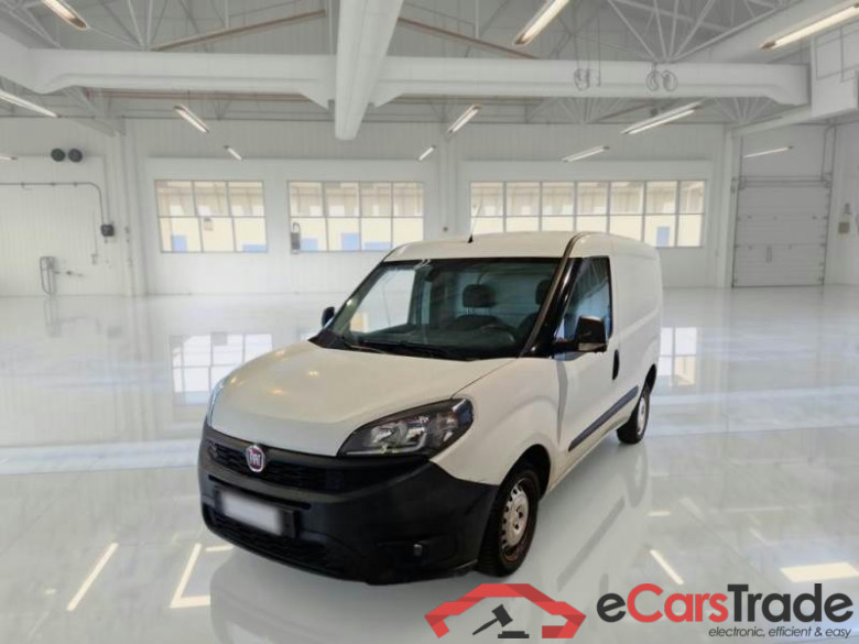 FIAT DOBLÒ CARGO / 2014 / 4P / VETT. FURGONATA CH1 LOUNGE 1.6 MJET 105CV E6D SeS