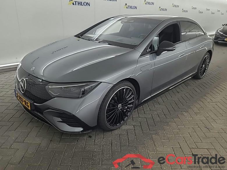 MERCEDES-BENZ EQE EQE 350 4MATIC AMG Line auto 4D 215kW