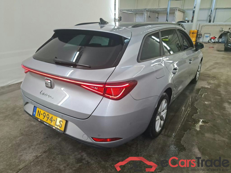 SEAT Leon Sportstourer 1.0 TSI Style Business Intense 5d #2