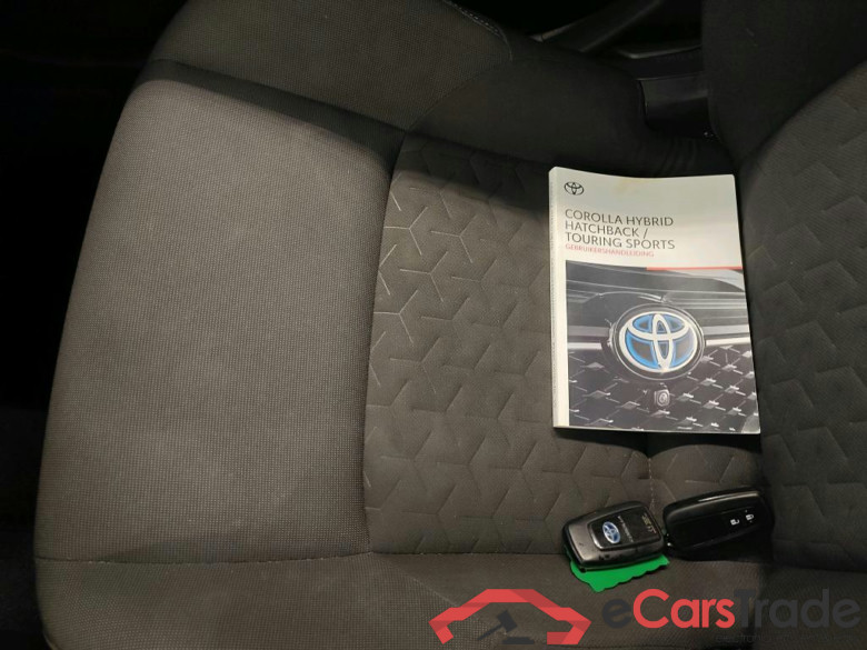 Toyota Corolla Touring Sports 1.8 Hybrid Business 5d #4
