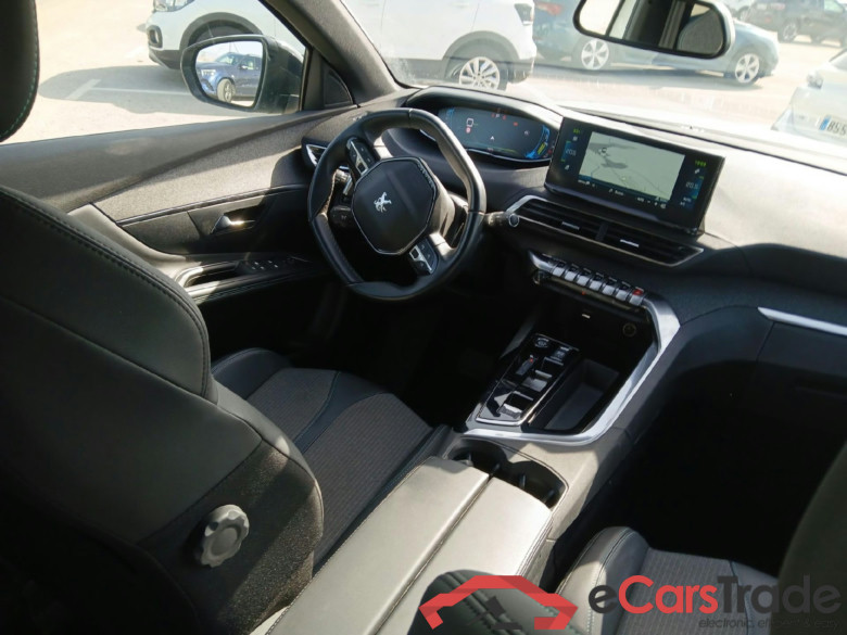 PEUGEOT 3008 Hybrid / 2020 / 5P / todoterreno 225 e-EAT8 Allure #3