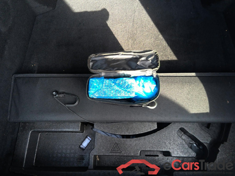 Peugeot 408 Allure Hybrid 145 e-DCS6 #6