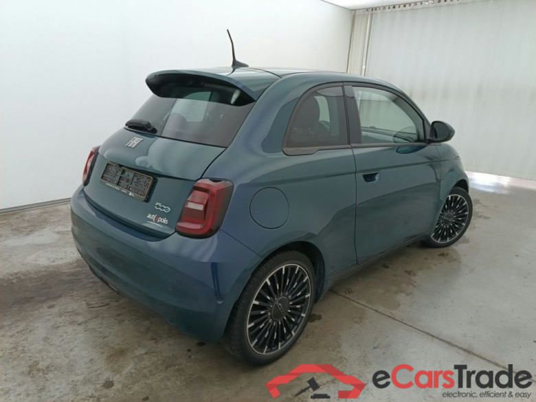 FIAT E-500 42 kWh 118 Icon 3d #2