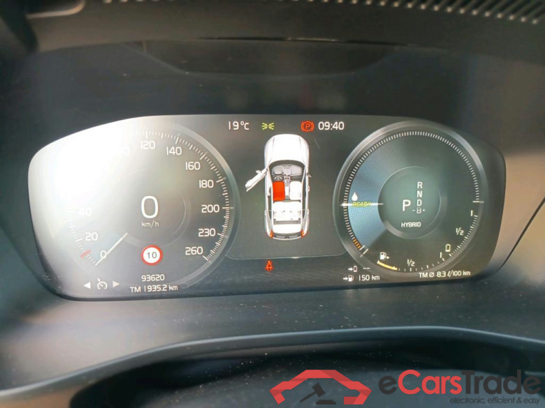 VOLVO XC40 / 2017 / 5P / todoterreno 1.5 T5 Twin Business Plus Auto #4