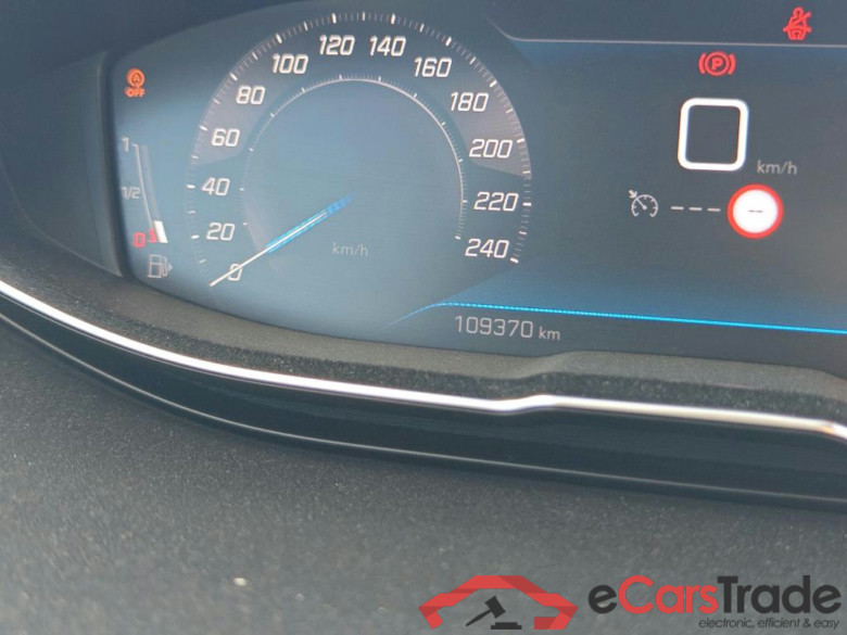PEUGEOT 5008 / 2020 / 5P / todoterreno 1.5 BlueHDi 96kW (130CV) S&S Active #5