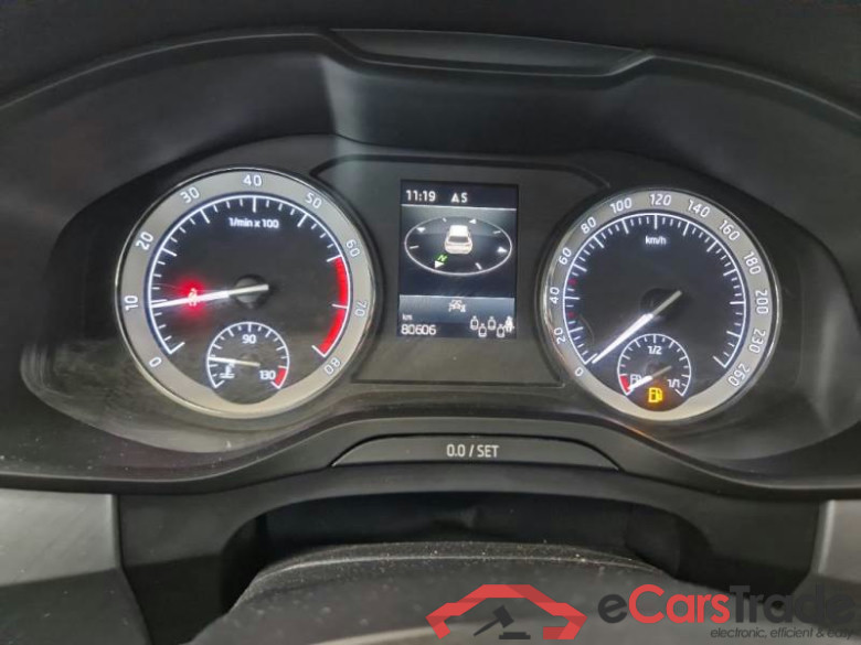 SKODA KODIAQ / 2021 / 5P / SUV 1.5 TSI ACT EXECUTIVE 7P #4