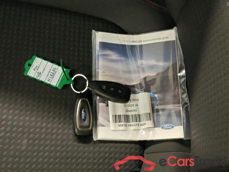 Ford Focus 1.0 EcoBo Hybrid 125pk ST-Line X Bus 5d 5d #4