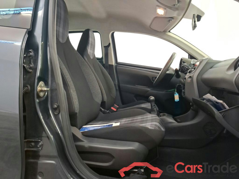 Peugeot 108 Active 1.0 e-VTi 72pk 5d #3