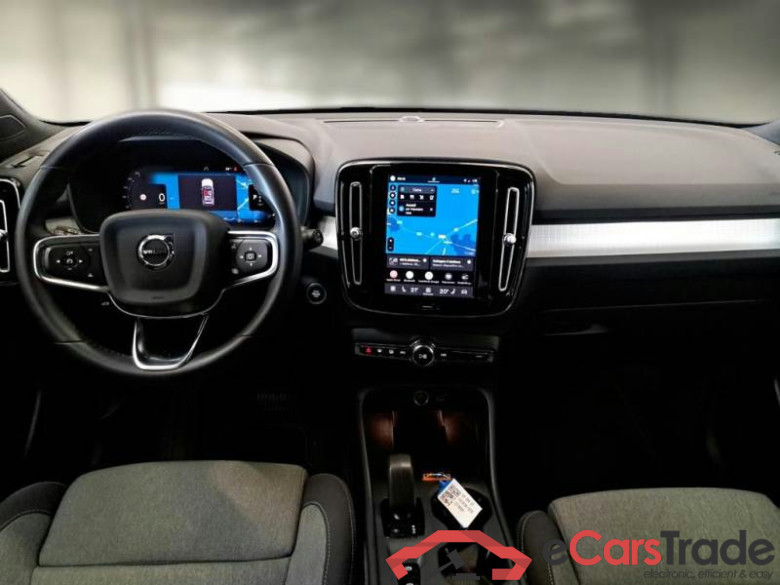 VOLVO XC40 / 2021 / 5P / SUV B3 AUTOMATICO CORE #3