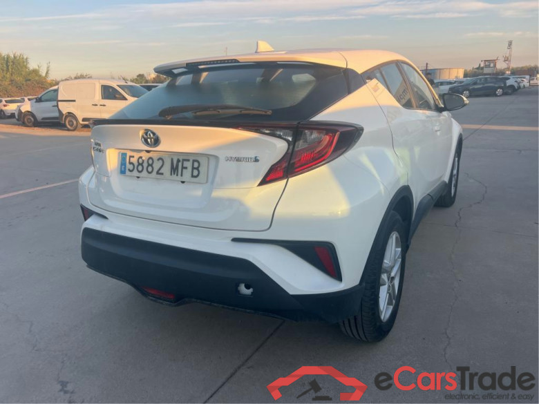 TOYOTA C-HR / 2019 / 5P / todoterreno 1.8 125H Active #2