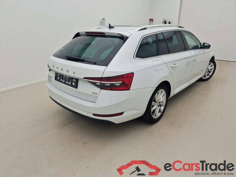 SKODA SUPERB COMBI 2.0 TDI 4X4 STYLE DSG #2