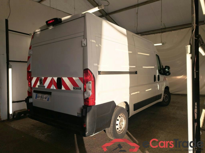 PEUGEOT Boxer / 2014 / 4P / Fourgon tôlé BlueHDi S&S 120 PREMIUM 335 L2H2 #3