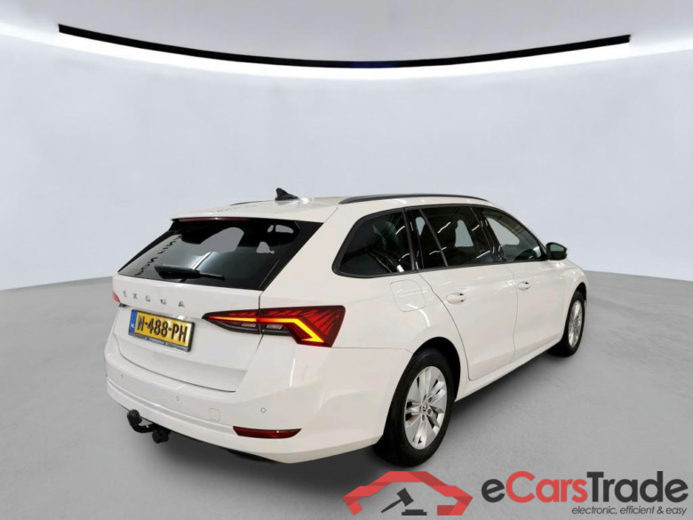 SKODA Octavia Combi 81 kW #5