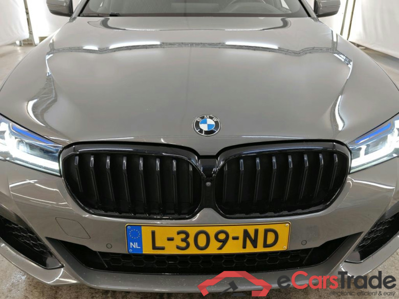 BMW 5 Serie Sedan 530e 4d #5