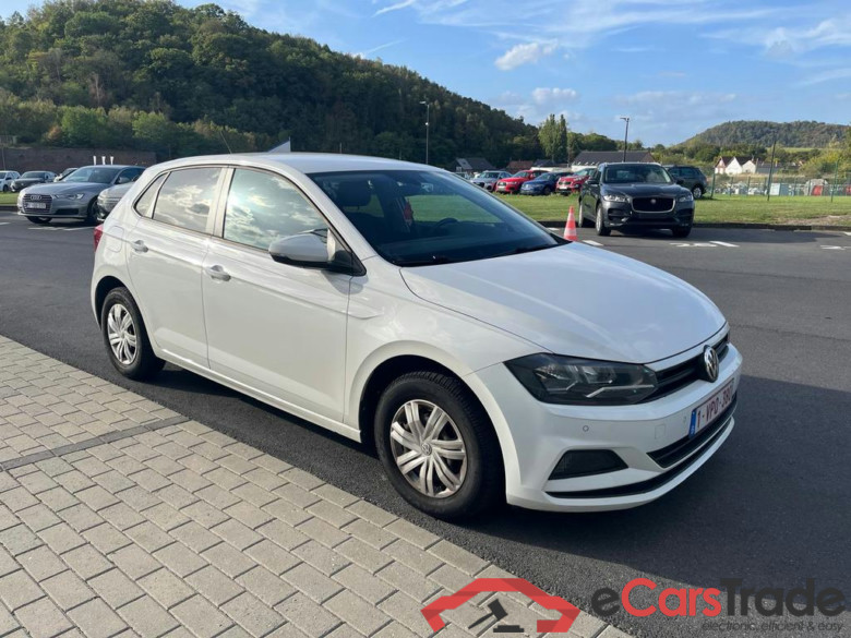 VOLKSWAGEN Polo Trendline 1.0 48 kW (65 ch) 5 vitesses manuel #1