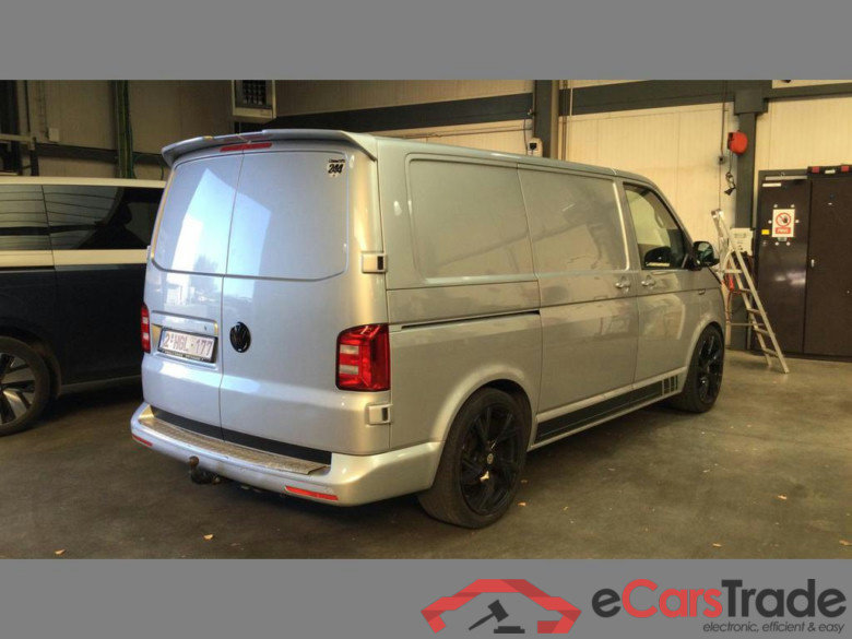 VOLKSWAGEN Transporter T6 1400 Fourgon Swb 2.0 TDi SCR BMT DSG #4