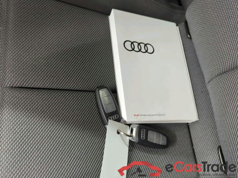 AUDI A3 Limousine 81 kW #6