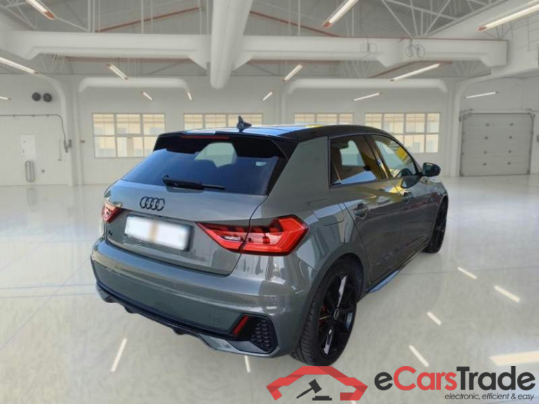AUDI A1 / 2018 / 5P / BERLINA 35 TFSI S TRONIC IDENTITY BLACK SPORTB. #2