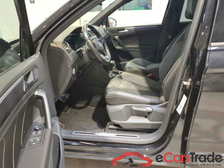 Volkswagen Tiguan (AX1)(07.2020->2024) DE - SUV5 2.0 TSI BMT/Start-Stopp EU6d, 4Motion R-Line OPF, (Facelift) 2020 - 20 #5