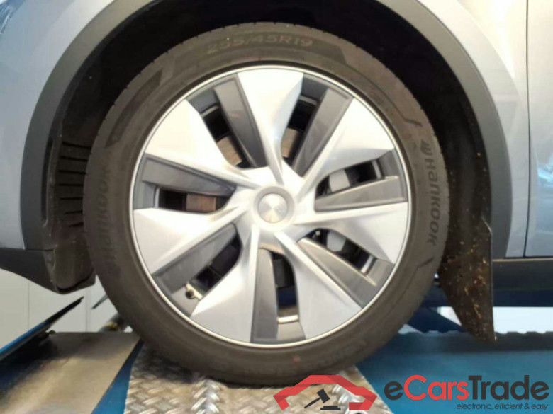 Tesla Model Y (01.2021->) DE - SUV5 Dual, Maximale Reichweite Dual AWD, 2021 - 2025 #4
