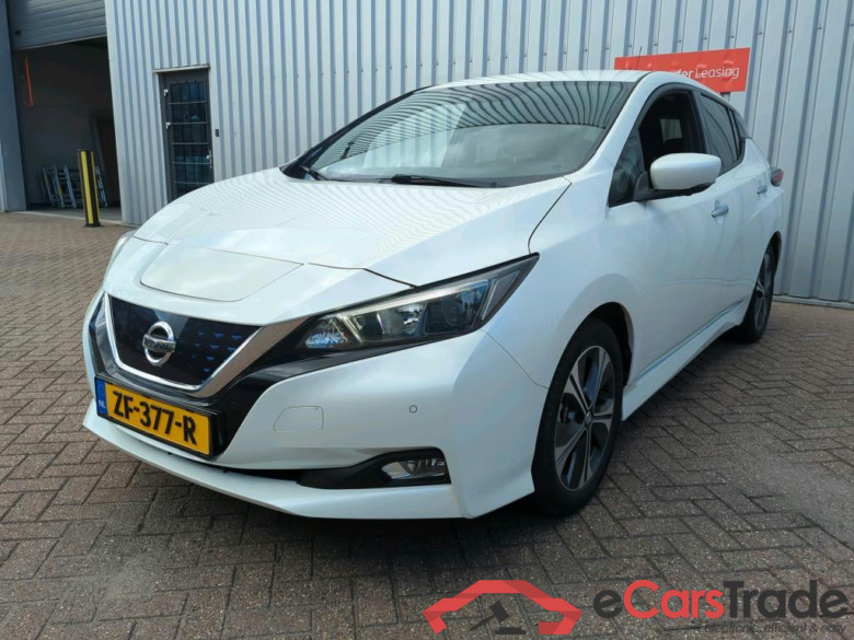 NISSAN LEAF N-Connecta 40 kWh #1
