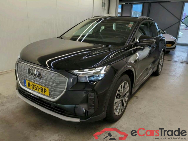AUDI Q4 e-tron 40 L ed. Adv. 77 kWh #1